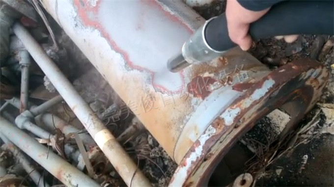Sand blasting and rust removal, anti-corrosion treatment